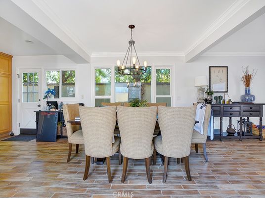 Chandelier, Dining room, Interior, Pendant Lights