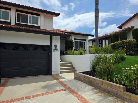 Attached, Exterior, Facade, Spanish Mediterranean