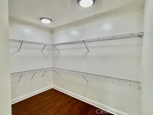 Interior, Walk-in Closets, Wood Texture Flooring