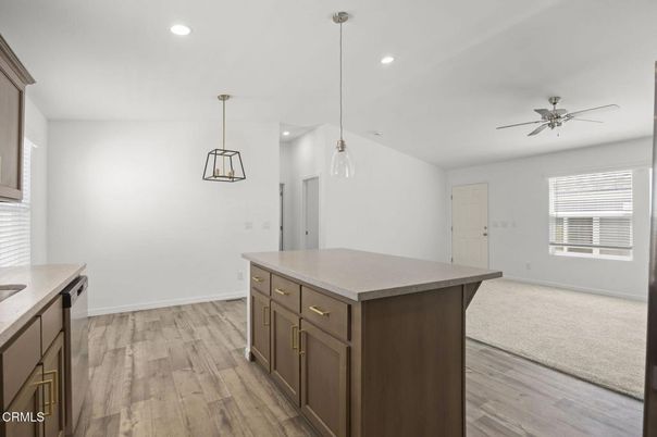 Interior, Pendant Lights, Recessed Lighting, Wood Texture Flooring