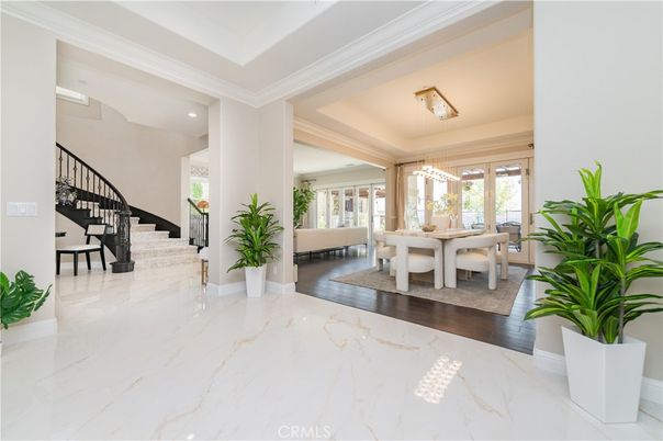 Chandelier, Dining room, Interior, Marble, Pendant Lights, Recessed Lighting, Wood Texture Flooring