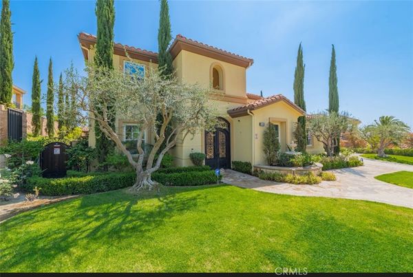 Backyard, Exterior, Facade, Mediterranean