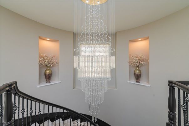 Chandelier, Interior