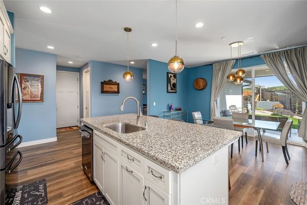 Dining room, Interior, Kitchen, Pendant Lights, Recessed Lighting, Wood Texture Flooring