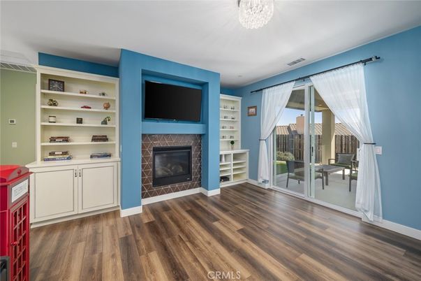 Empty room, Fireplace, Interior, Wood Texture Flooring