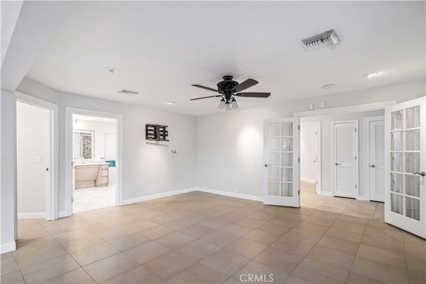 Bathroom, Empty room, Interior, Recessed Lighting