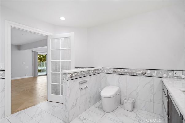 Bathroom, Interior, Marble, Recessed Lighting