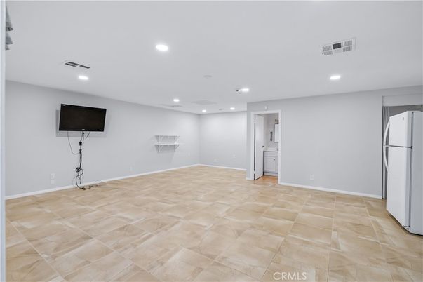 Empty room, Interior, Kitchen, Recessed Lighting