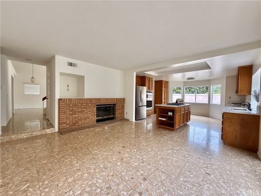 Fireplace, Interior, Kitchen, Pendant Lights