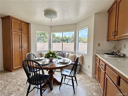 Dining room, Interior