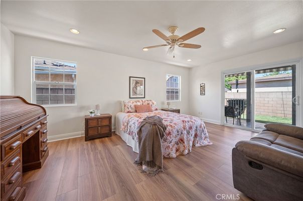 Bedroom, Fireplace, Interior, Recessed Lighting, Wood Texture Flooring