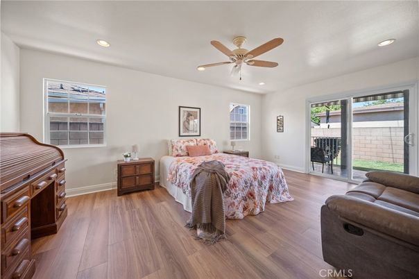 Bedroom, Fireplace, Interior, Recessed Lighting, Wood Texture Flooring
