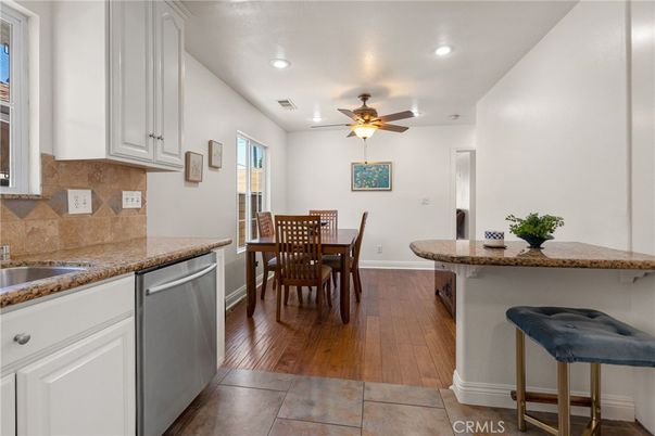 Dining room, Interior, Kitchen, Recessed Lighting, Wood Texture Flooring
