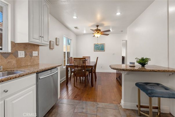 Dining room, Interior, Kitchen, Recessed Lighting, Wood Texture Flooring