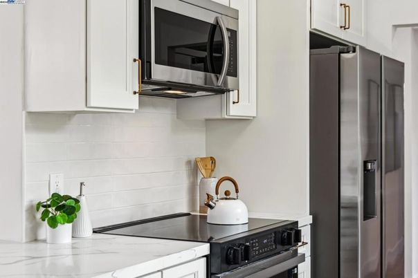 Interior, Kitchen, Stainless Steel Appliances