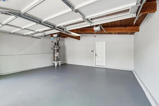 Garage, Interior