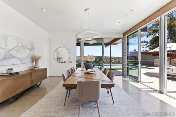 Dining room, Interior, Pendant Lights, Recessed Lighting