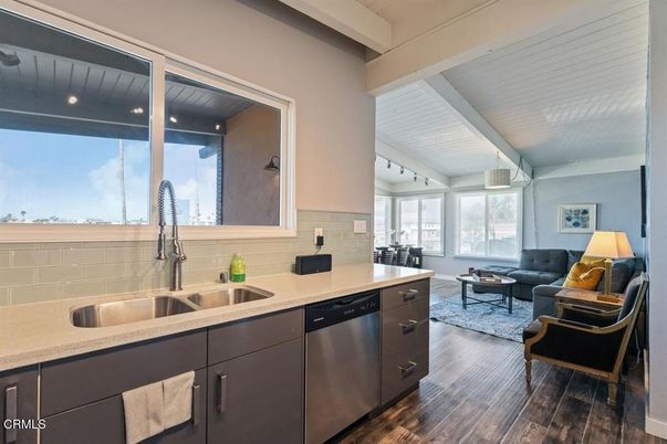 Interior, Kitchen, Living room, Recessed Lighting, Wood Texture Flooring