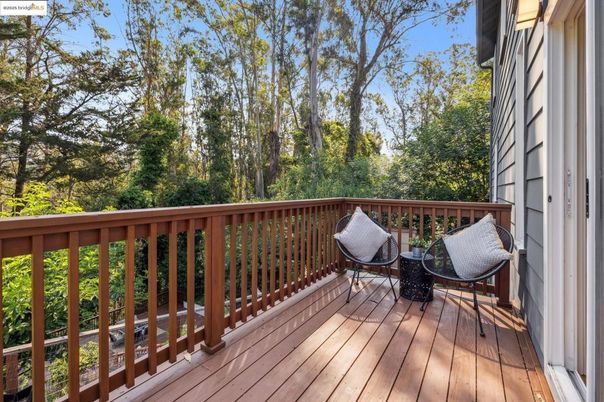 Exterior, Wood Texture Flooring