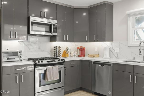 Interior, Kitchen, Stainless Steel Appliances, Wood Texture Flooring