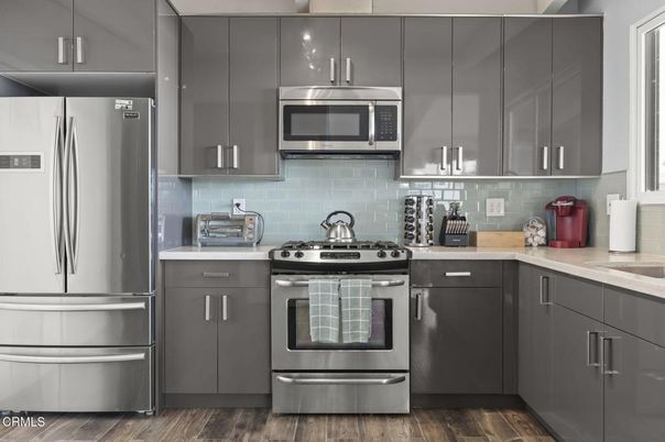 Interior, Kitchen, Stainless Steel Appliances, Wood Texture Flooring