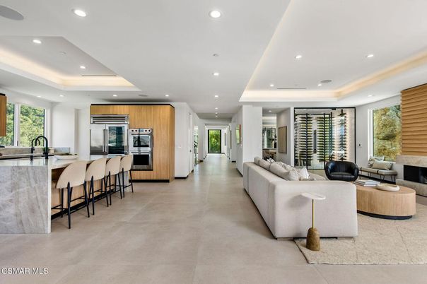 Interior, Kitchen, Living room, Recessed Lighting, Stainless Steel Appliances