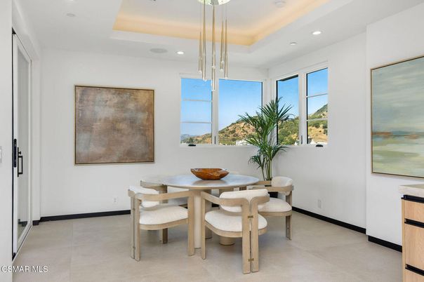 Dining room, Interior, Pendant Lights, Recessed Lighting