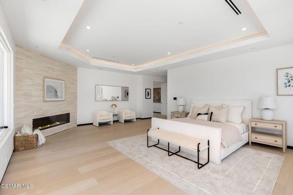 Bedroom, Fireplace, Interior, Recessed Lighting, Wood Texture Flooring