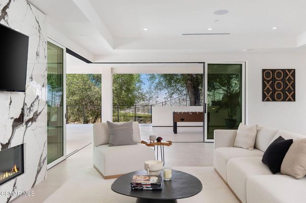 Fireplace, Interior, Living room, Marble Walls, Recessed Lighting