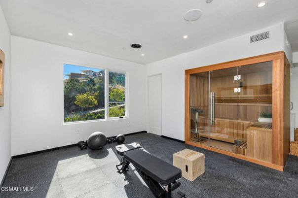 Fitness Equipment, Interior, Recessed Lighting, Sauna Room