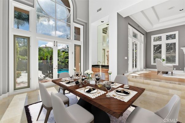 Dining room, Interior, Recessed Lighting