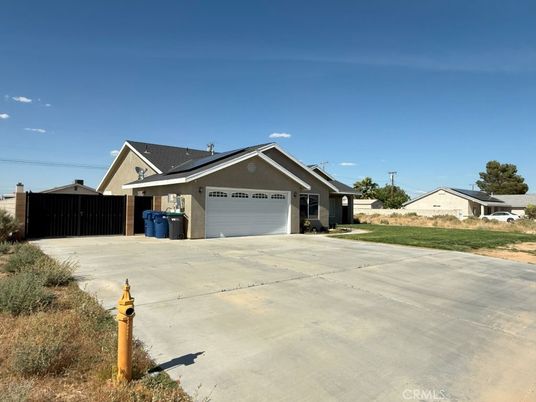 Attached, Exterior, Facade, Solar Panels, Ranch