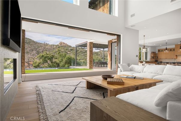 Interior, Kitchen, Living room, Pendant Lights, Recessed Lighting, Wood Texture Flooring