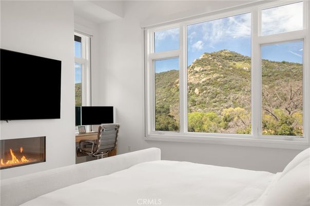 Bedroom, Fireplace, Home Office, Interior