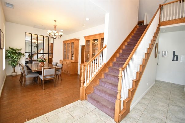 Chandelier, Dining room, Interior, Recessed Lighting, Wood Texture Flooring