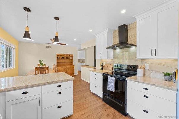 Interior, Kitchen, Pendant Lights, Recessed Lighting, Wood Texture Flooring