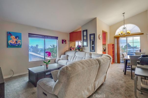 Chandelier, Dining room, Interior, Living room