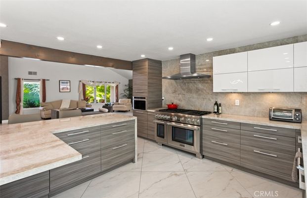 Interior, Kitchen, Living room, Marble, Recessed Lighting, Stainless Steel Appliances