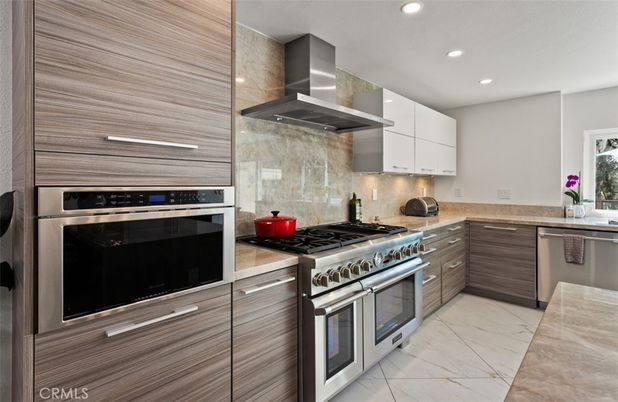 Interior, Kitchen, Marble, Recessed Lighting, Stainless Steel Appliances