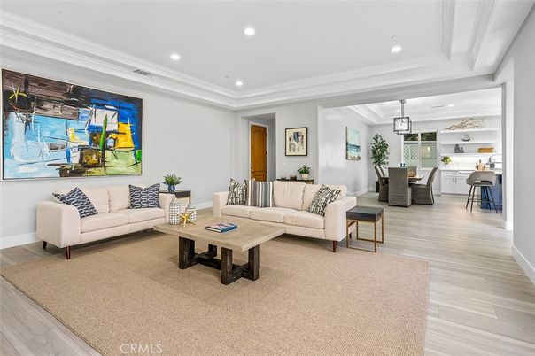 Dining room, Interior, Living room, Pendant Lights, Recessed Lighting, Wood Texture Flooring