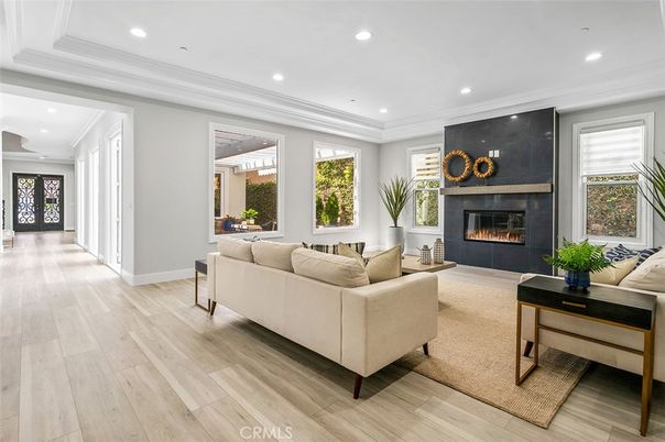 Fireplace, Interior, Living room, Recessed Lighting, Wood Texture Flooring