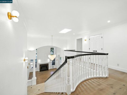 Chandelier, Fireplace, Interior, Recessed Lighting, Wood Texture Flooring