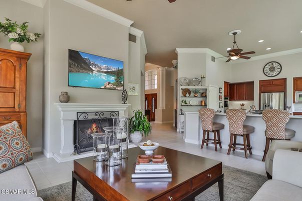Fireplace, Interior, Kitchen, Recessed Lighting