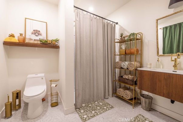 Bathroom, Interior