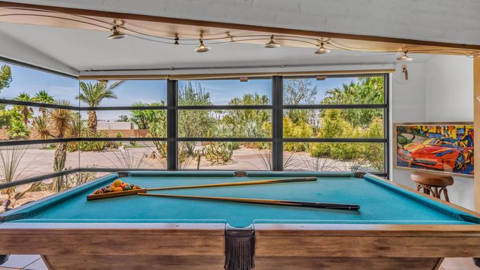 Billiard Table, Game Room, Interior