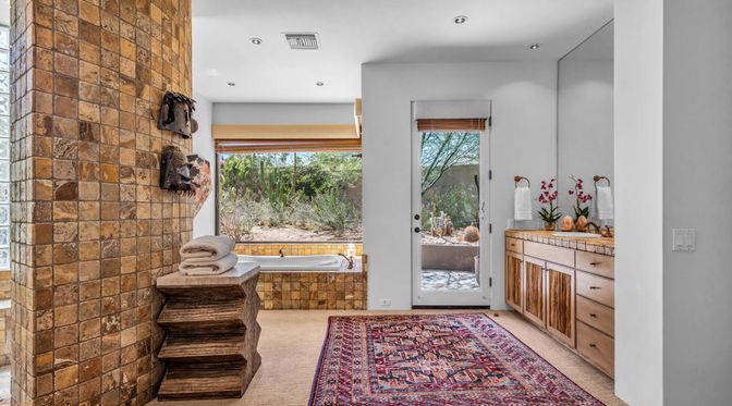 Bathroom, Interior, Recessed Lighting