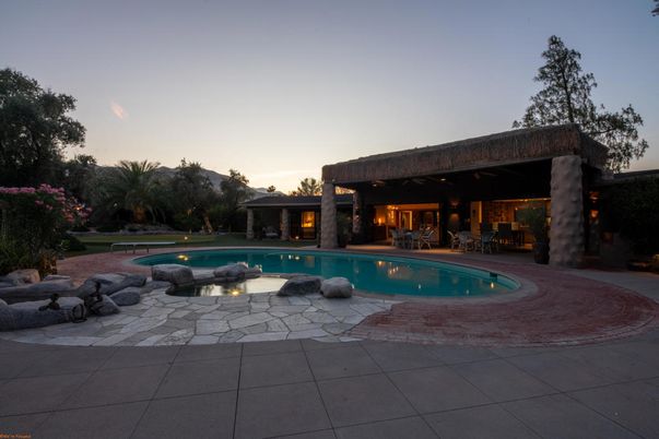 Exterior, Pool