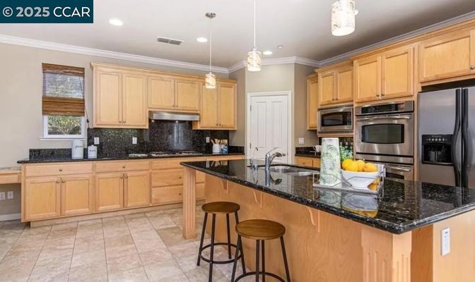 Interior, Kitchen, Pendant Lights, Recessed Lighting, Stainless Steel Appliances