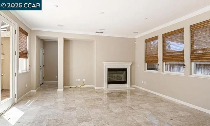Empty room, Fireplace, Interior, Recessed Lighting