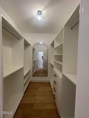 Interior, Walk-in Closets, Wood Texture Flooring